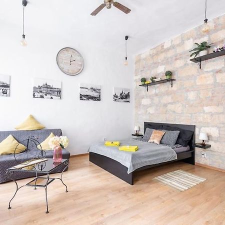 Vintage Style Cozy Downtown Apartment. Budapest Exterior photo